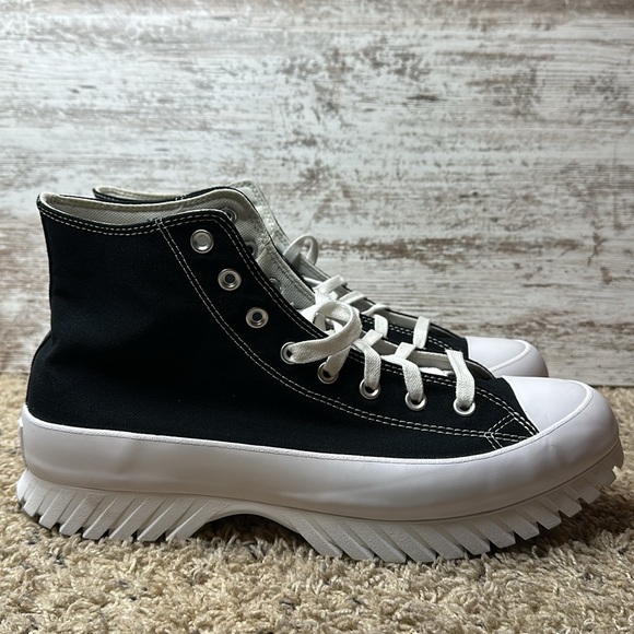 Converse CTAS Lugged 2.0 Hi Black White Platform Sneaker *Unisex* - Picture 4 of 11